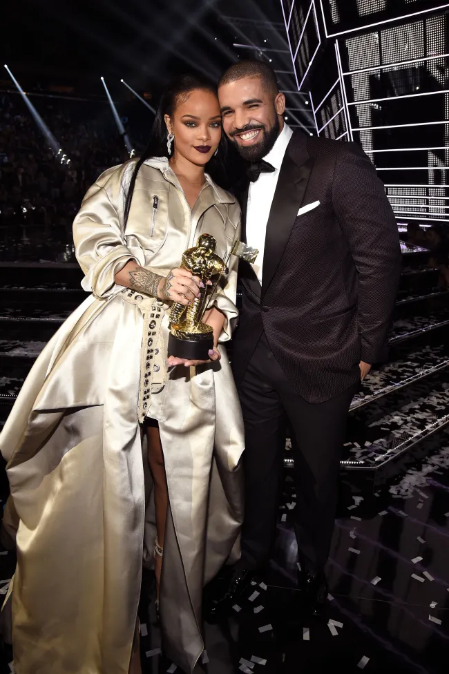 Drake salió brevemente con Rihanna en 2016 después de ser amigos y colaboradores durante años.