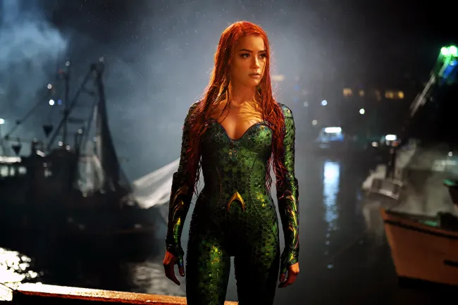Heard protagoniza la primera y segunda entrega de “Aquaman” como Mera.
