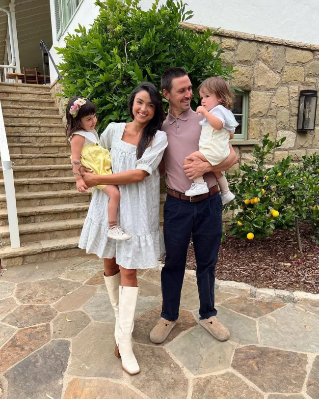 El dúo dio la bienvenida a su hija Ruth y su hijo Franklin en 2019 y 2020, respectivamente.