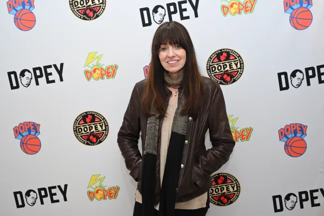 Mackenzie Phillips habló en el festival de podcasts “Dopey Con” con otras celebridades en recuperación.
