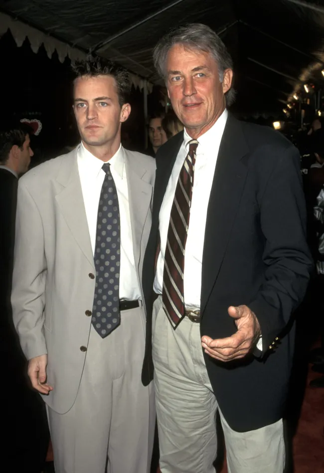 El dúo de padre e hijo trabajaron juntos en la película de 1997 “Fools Rush In”.