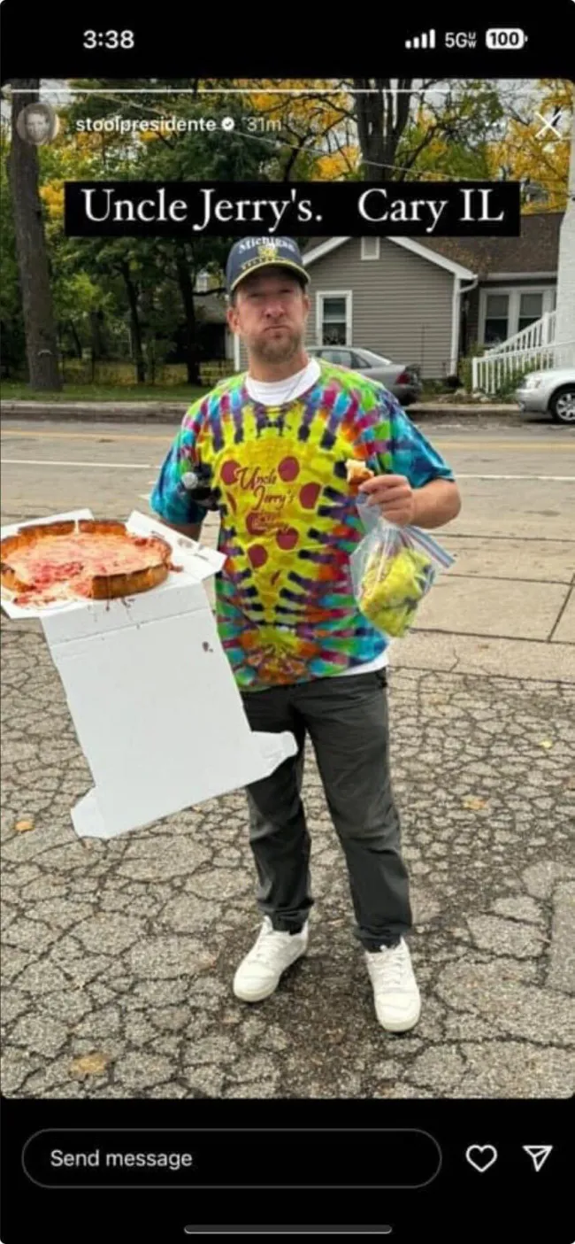 Portnoy estuvo en Cary, Illinois, el 27 de octubre para revisar Uncle Jerry's Pizza Company.