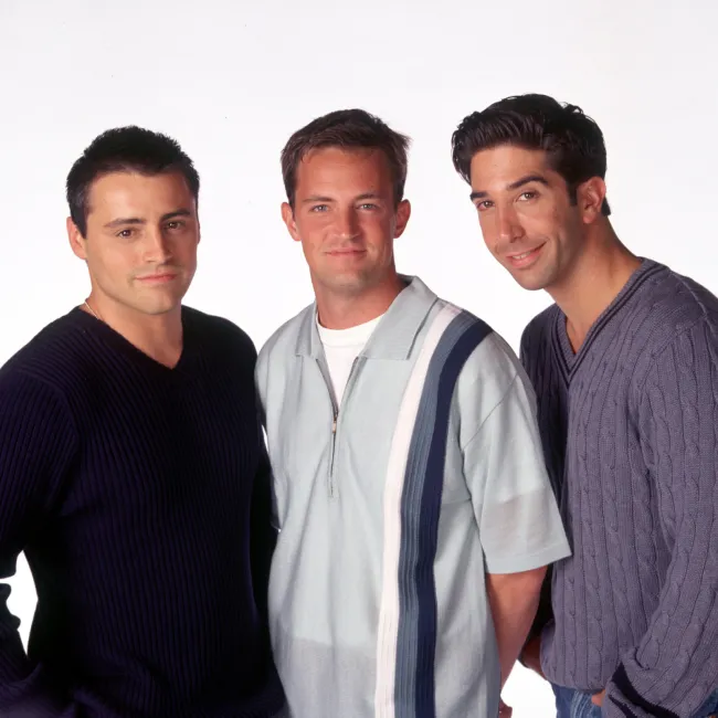 La pareja, vista aquí con Matt LeBlanc (izquierda), trabajaron juntos en “Friends”.