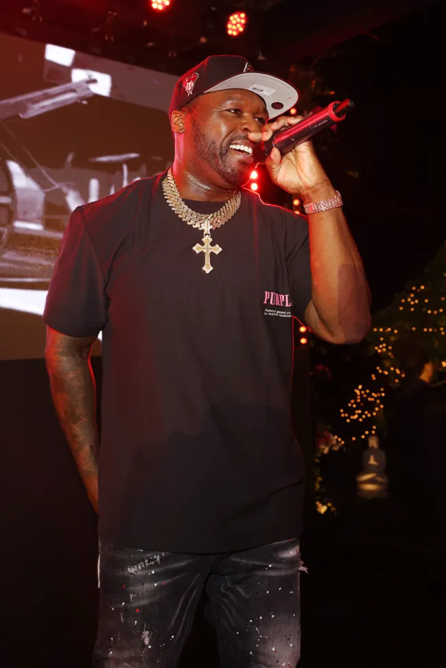 El año pasado, 50 Cent actuó en una fiesta privada en una mansión repleta de estrellas.imágenes falsas