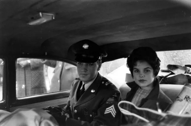 Cuando los dos se conocieron en 1959, Elvis tenía 24 años y Priscilla 14.James Whitmore/Colección de imágenes LIFE/Shutterstock
