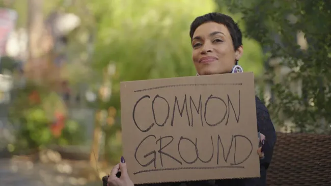 La estrella de “Ahsoka” se encuentra actualmente promocionando el documental “Common Ground”.Cortesía de Big Picture Ranch