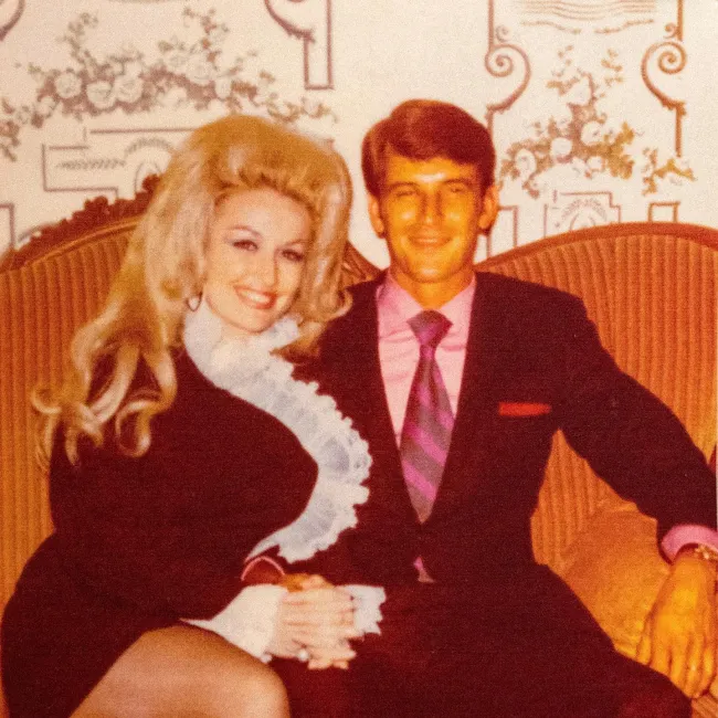 Dolly Parton y su marido.