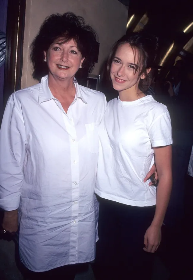 Jennifer Love Hewitt y su mamá.