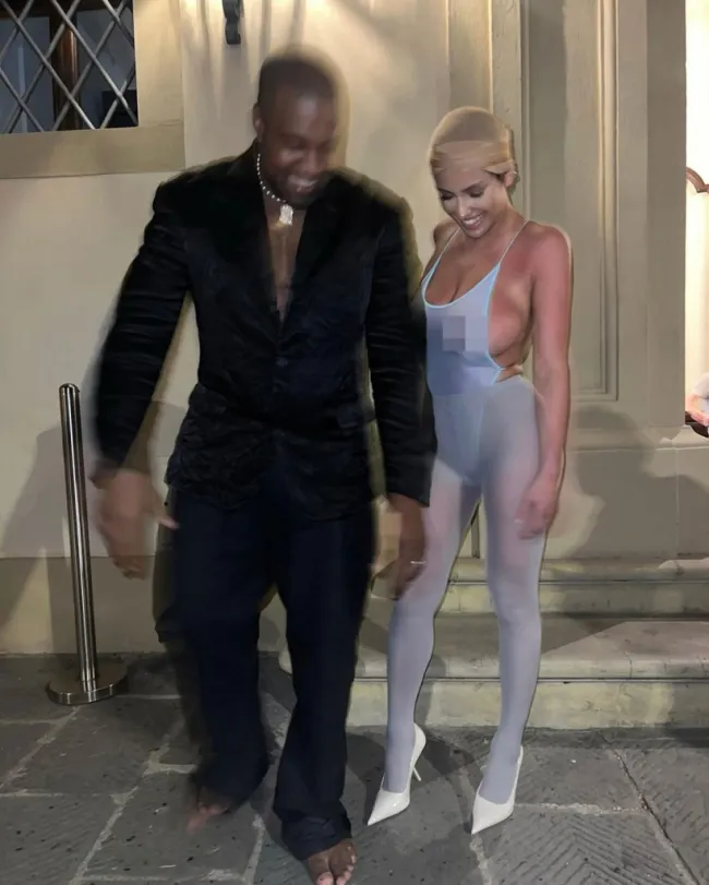 Bianca Censori y Kanye West.