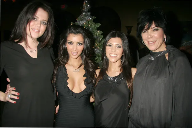 Khloé Kardashian, Kim Kardashian, Kourtney Kardashian y Kris Jenner
