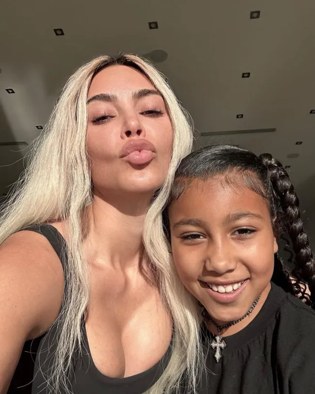 Selfie de Kim Kardashian y North
