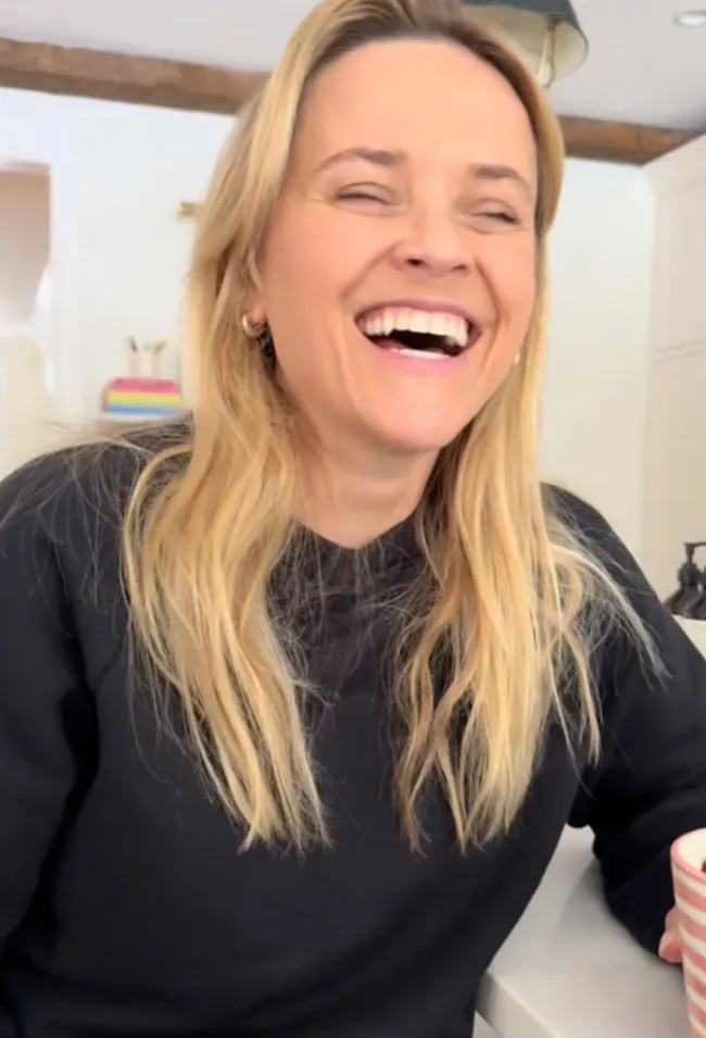 Reese Witherspoon sonriendo