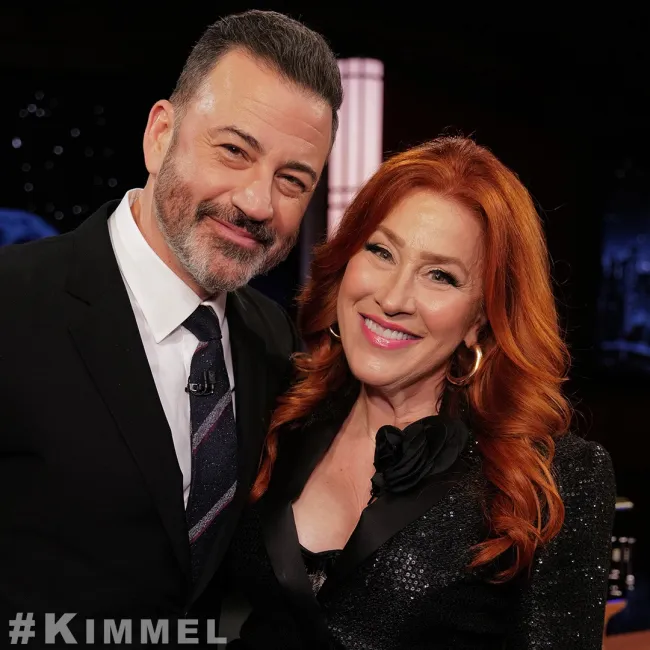 Lisa Ann Walter y Jimmy Kimmel.