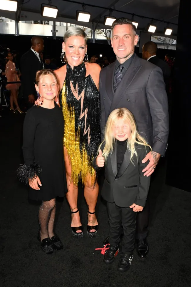 Pink, Carey Hart y sus dos hijos