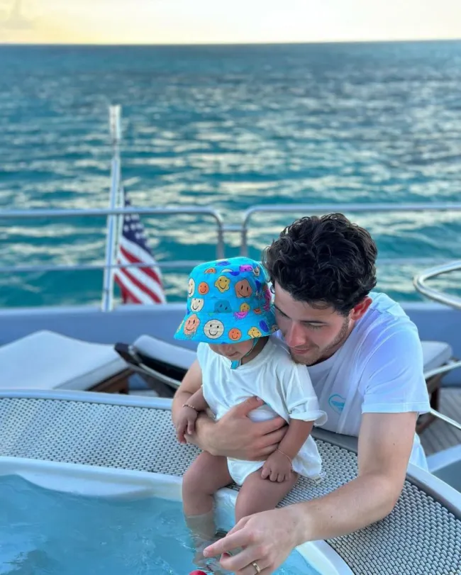 Nick Jonas y su hija Malti