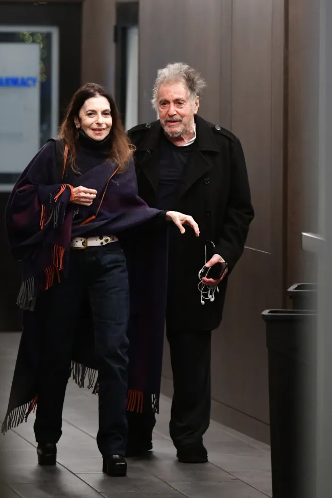 Al Pacino saliendo de cenar en E. Baldi.