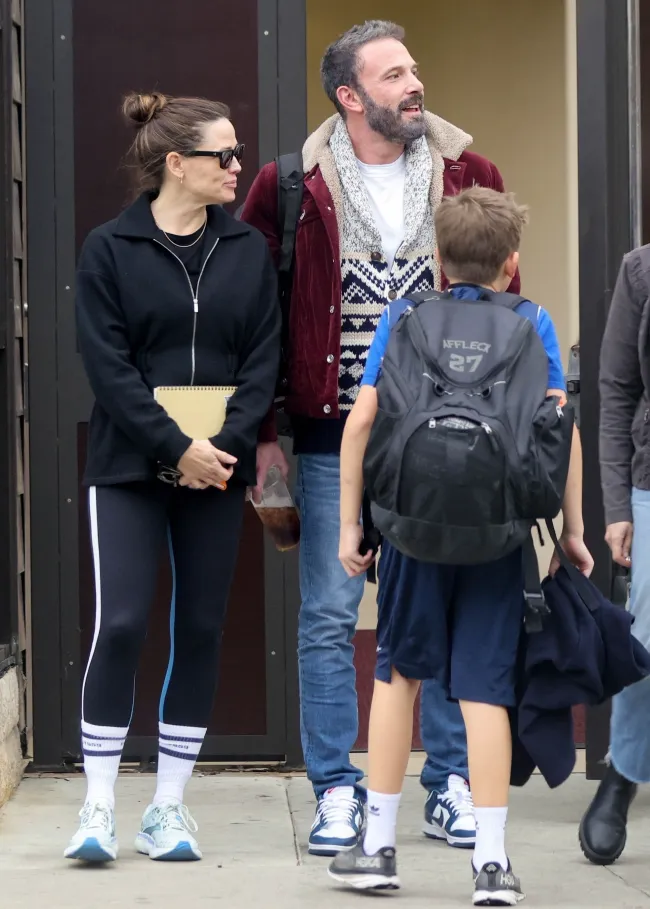 Ben Affleck y su hijo Samuel y ex Jennifer Garner
