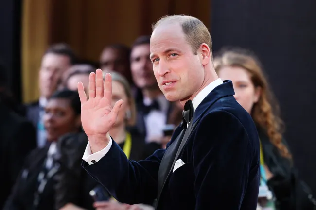 El Príncipe William en la alfombra roja de los BAFTA.
