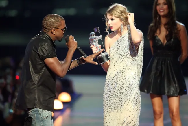 Kanye West Taylor Swift en los VMA 2009
