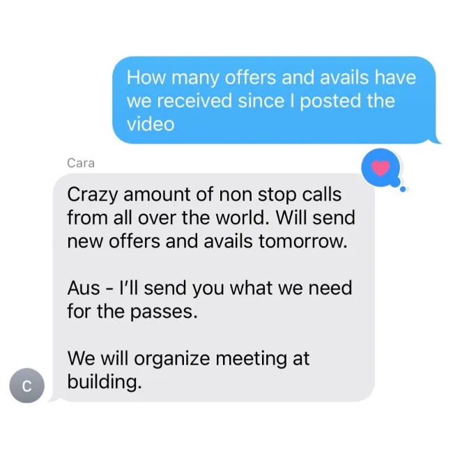 Kanye West comparte capturas de pantalla de mensajes de texto de su gerente de reservas.