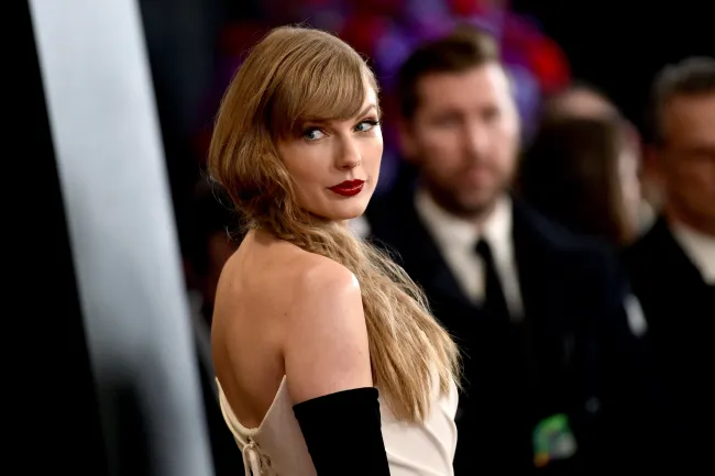 Taylor Swift en los Grammy 2024