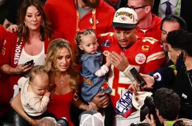 familia mahomes en el super bowl