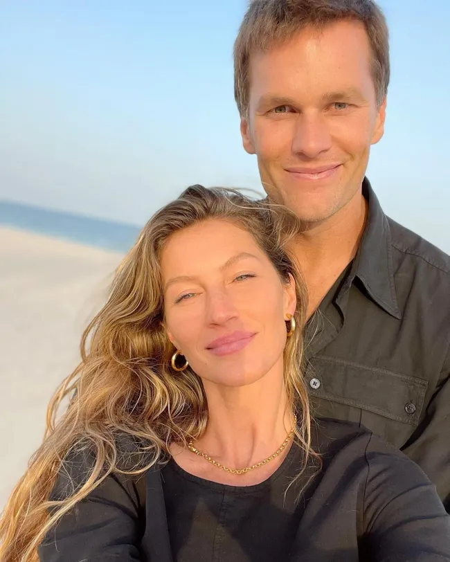 Una selfie de Tom Brady y Gisele Bündchen.