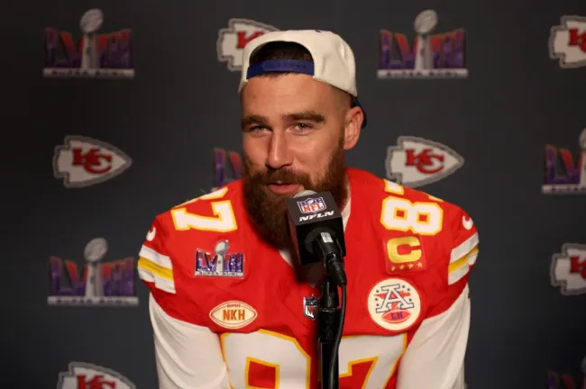 La barba de Travis Kelce