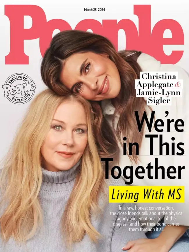 Jamie-Lynn Sigler y Christina Applegate en la portada de People.