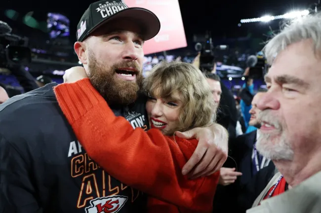 Taylor Swift y Travis Kelce en el Super Bowl 2024.