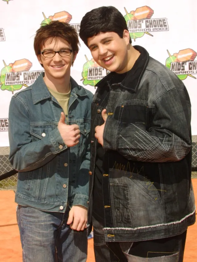 Drake Bell y Josh Peck en 2003