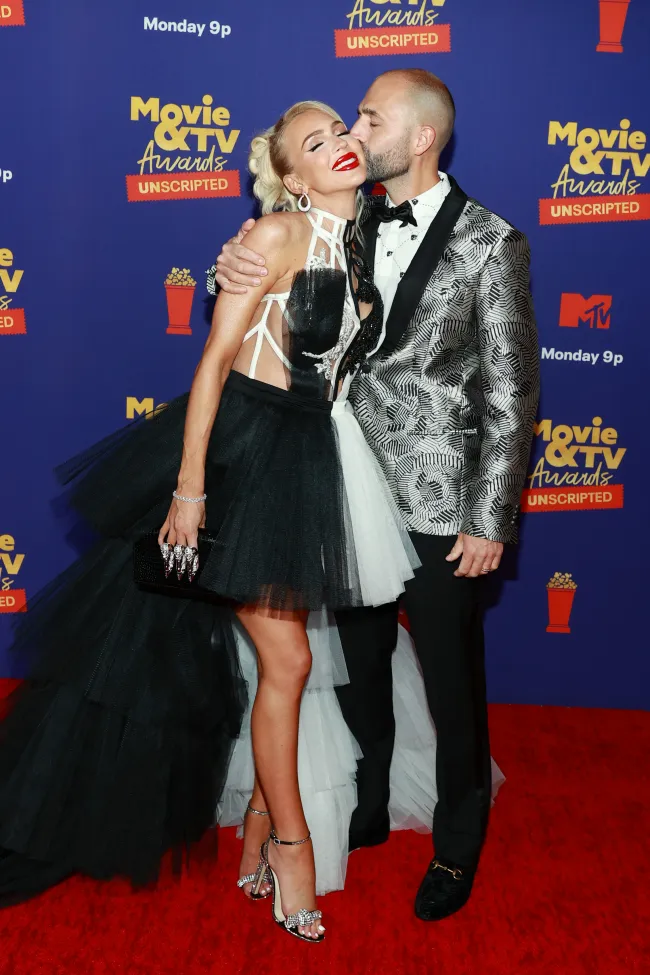 Christian Richard y Christine Quinn en los MTV Movie & TV Awards 2021.