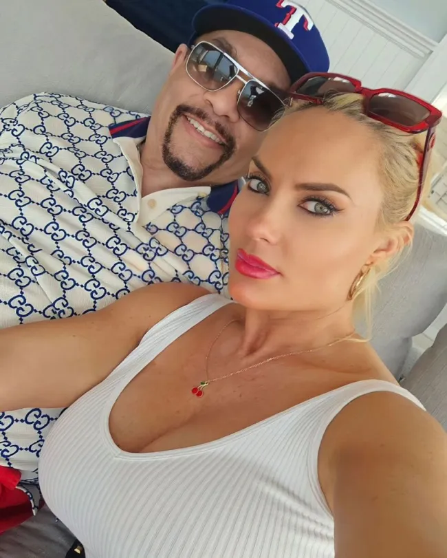 Coco Austin y Ice-T en una selfie.