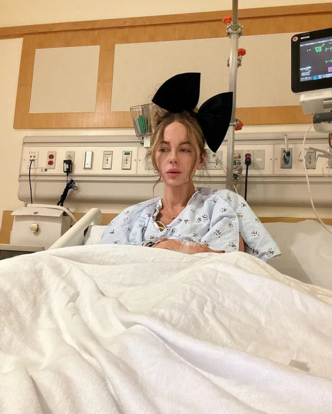 Kate Beckinsale en el hospital.