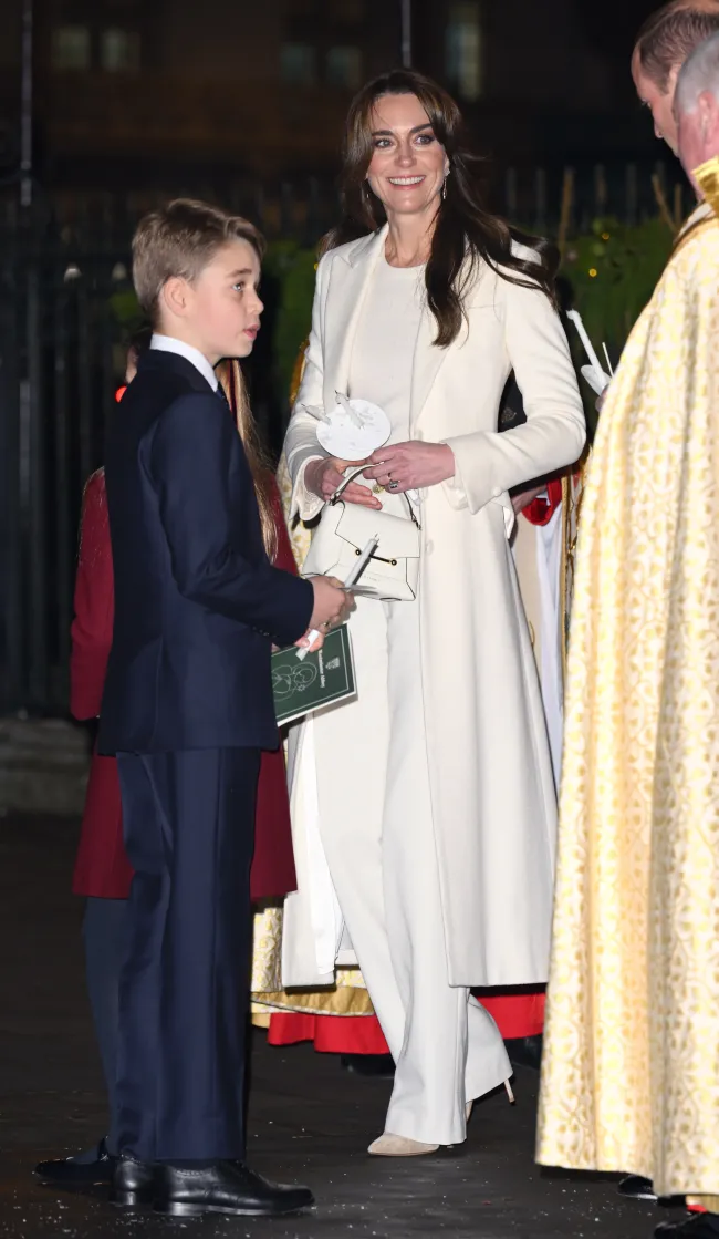 Kate Middleton caminando