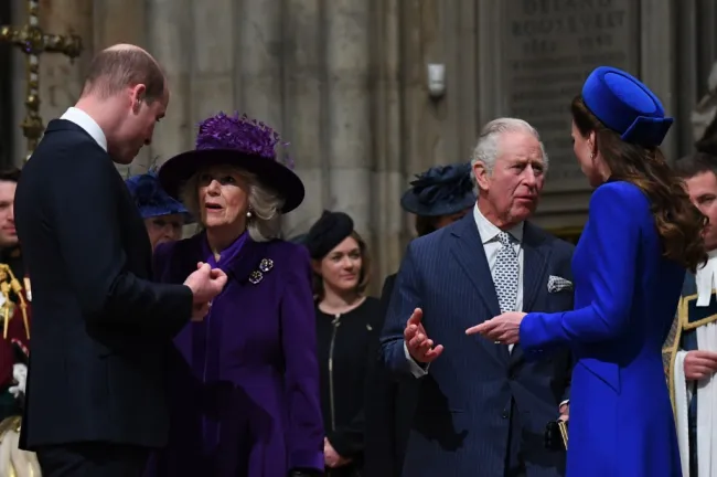 El príncipe Carlos con Kate Middleton