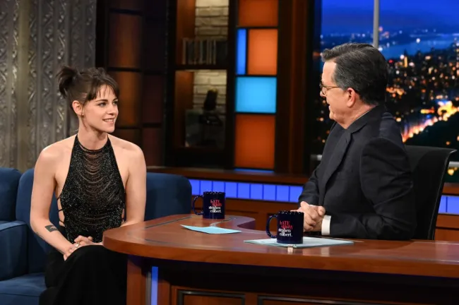Kristen Stewart y Stephen Colbert