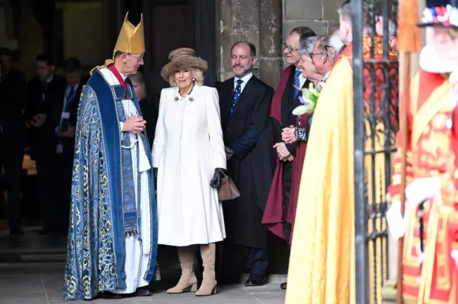 Reina Camilla en la Catedral de Worcester.
