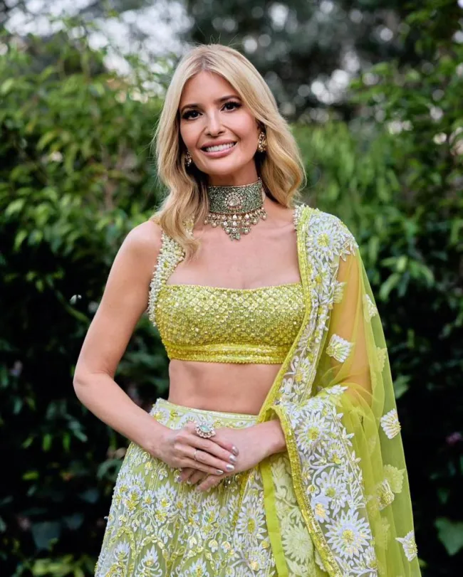 Ivanka Trump con un sari indio.