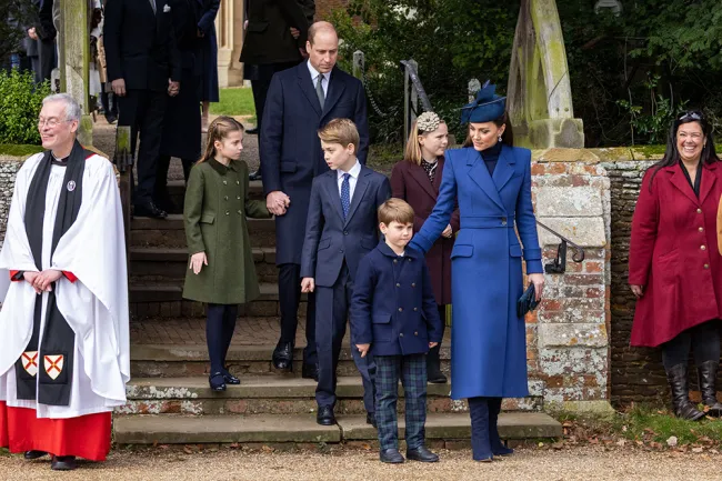 Kate Middleton con su familia en el servicio religioso de Navidad.