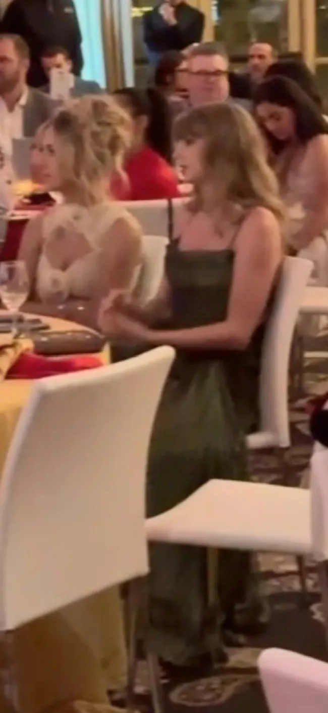 Brittany Mahomes y Taylor Swift en la Gala 15 y Mahomies.