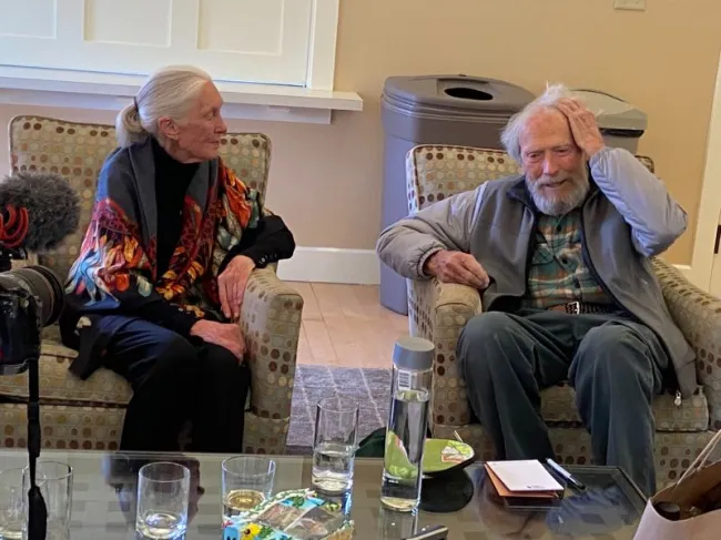 Clint Eastwood y Jane Goodall.