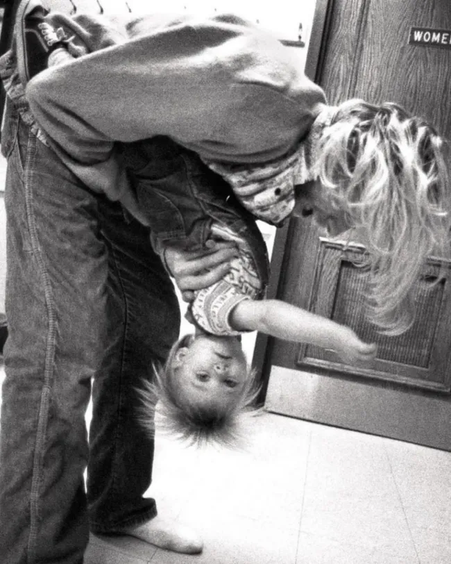 Frances Bean Cobain y Kurt Cobain
