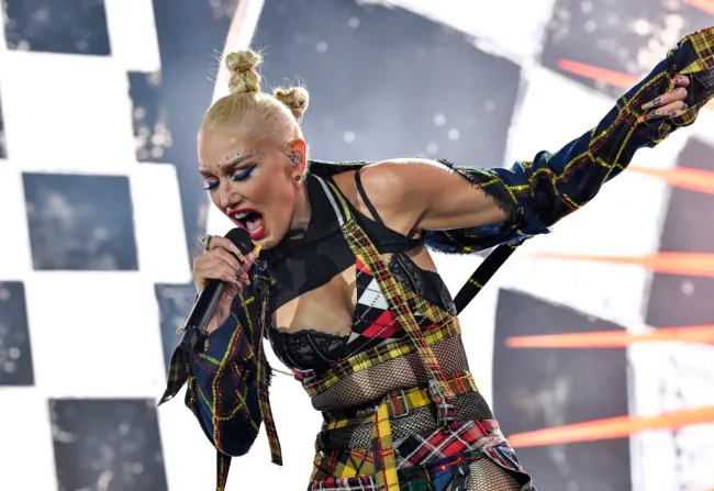 Gwen Stefani y No Doubt actúan en Coachella 2024