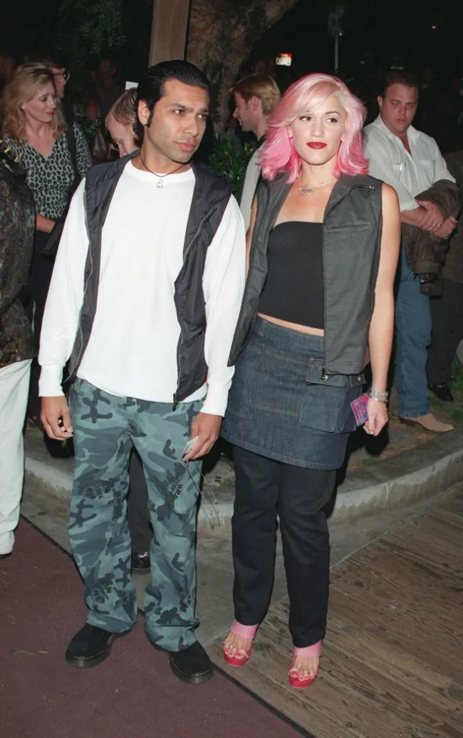 Una foto de Gwen Stefani y el bajista Tony Kanal.