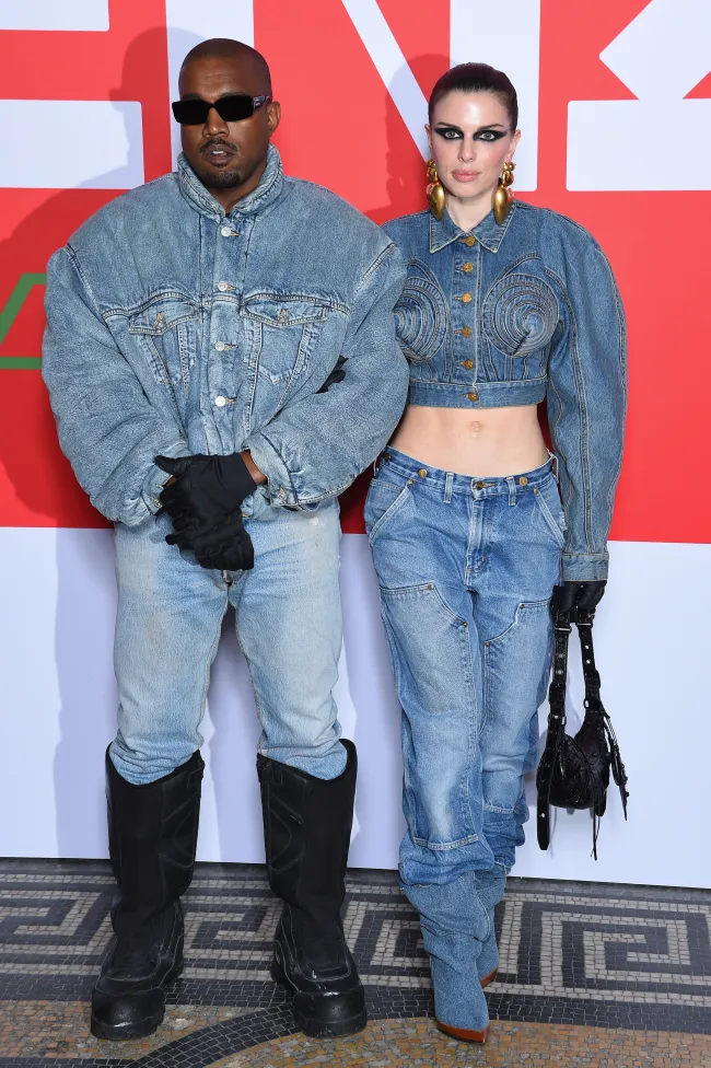 Kanye West y Julia Fox.