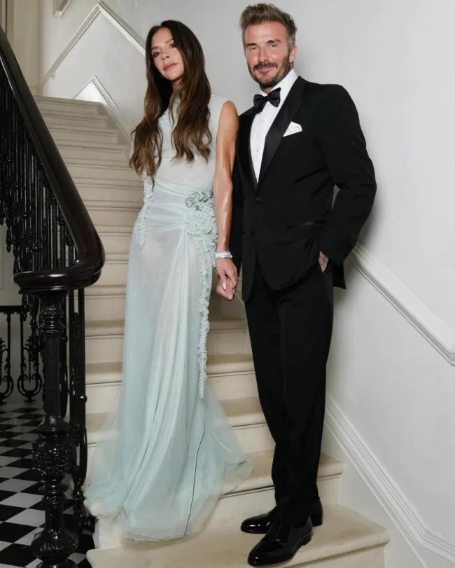 Una foto de Victoria y David Beckham