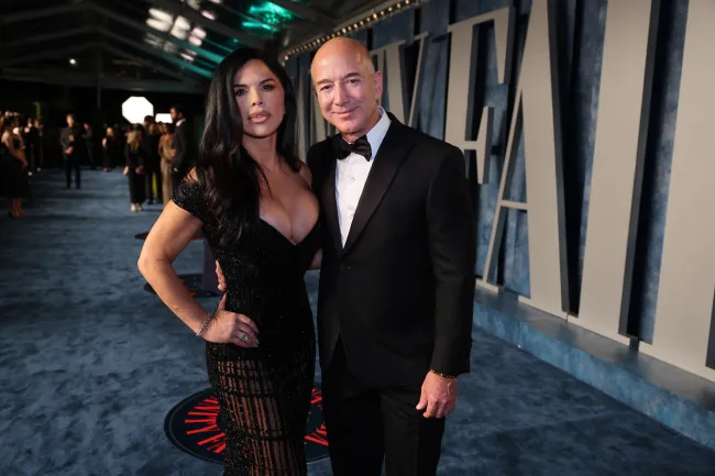 Lauren Sánchez y Jeff Bezos.