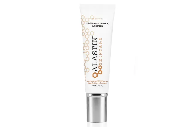 Crema hidratante con color Alastin