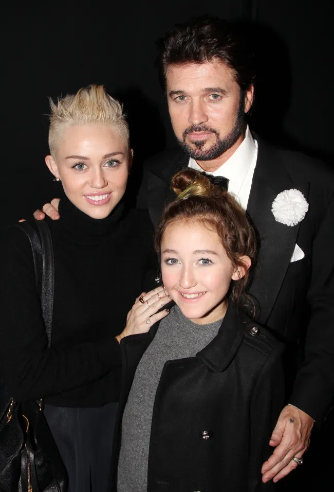 Miley Cyrus, Billy Ray Cyrus y Noah Cyrus